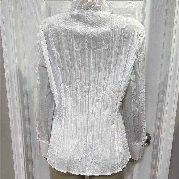 JUST WHITE CRINKLE BLOUSE. - Picture 6 of 8